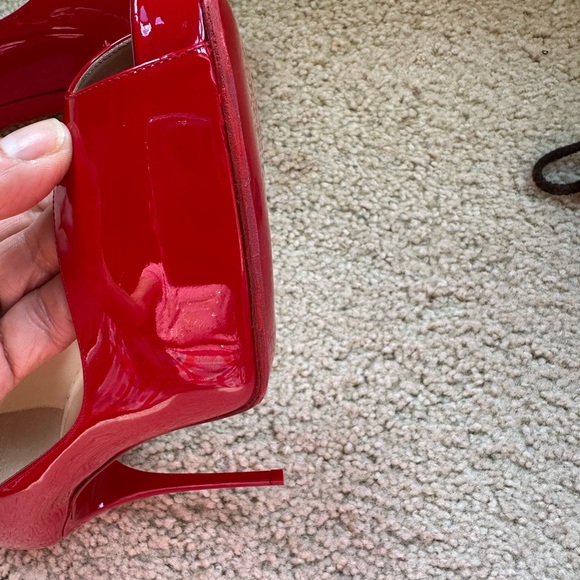 COPY - Christian Louboutin  size 38.5 - Picture 13 of 15